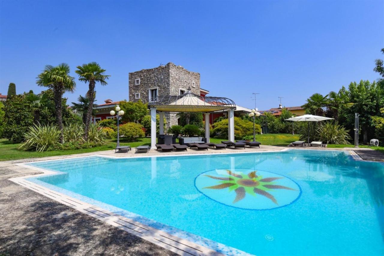 Private Luxury Villa With Pool Moniga del Garda Экстерьер фото