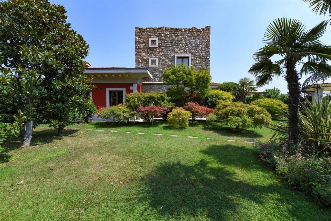 Private Luxury Villa With Pool Moniga del Garda Экстерьер фото
