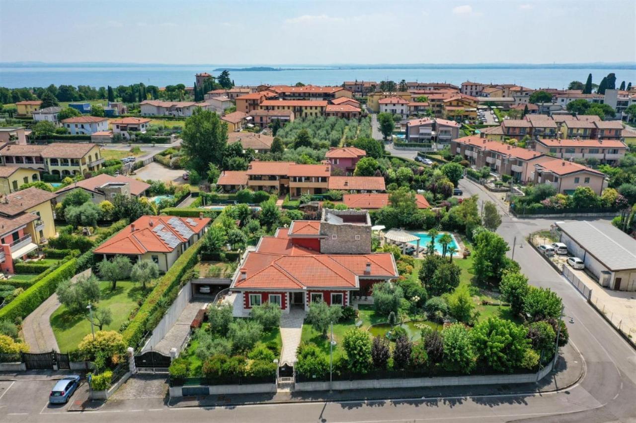 Private Luxury Villa With Pool Moniga del Garda Экстерьер фото
