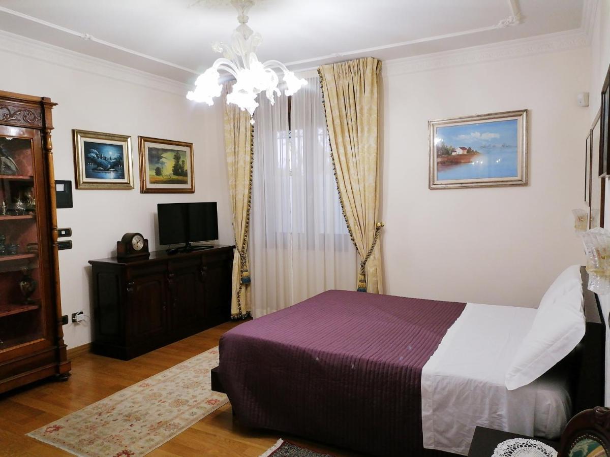 Private Luxury Villa With Pool Moniga del Garda Экстерьер фото