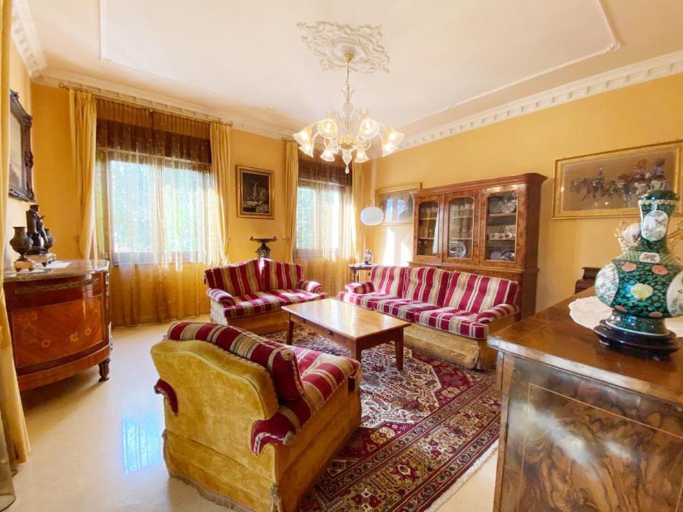 Private Luxury Villa With Pool Moniga del Garda Экстерьер фото
